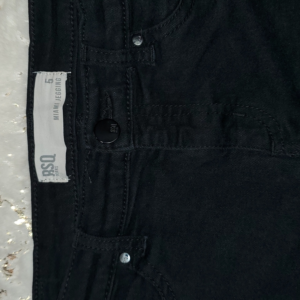 Jeans - Picture 2 of 2